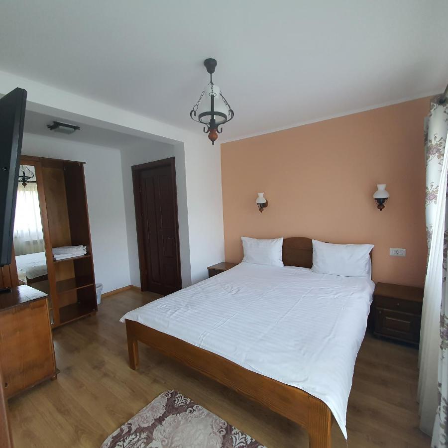 Casa Sofia Apartment Baltatesti Ngoại thất bức ảnh