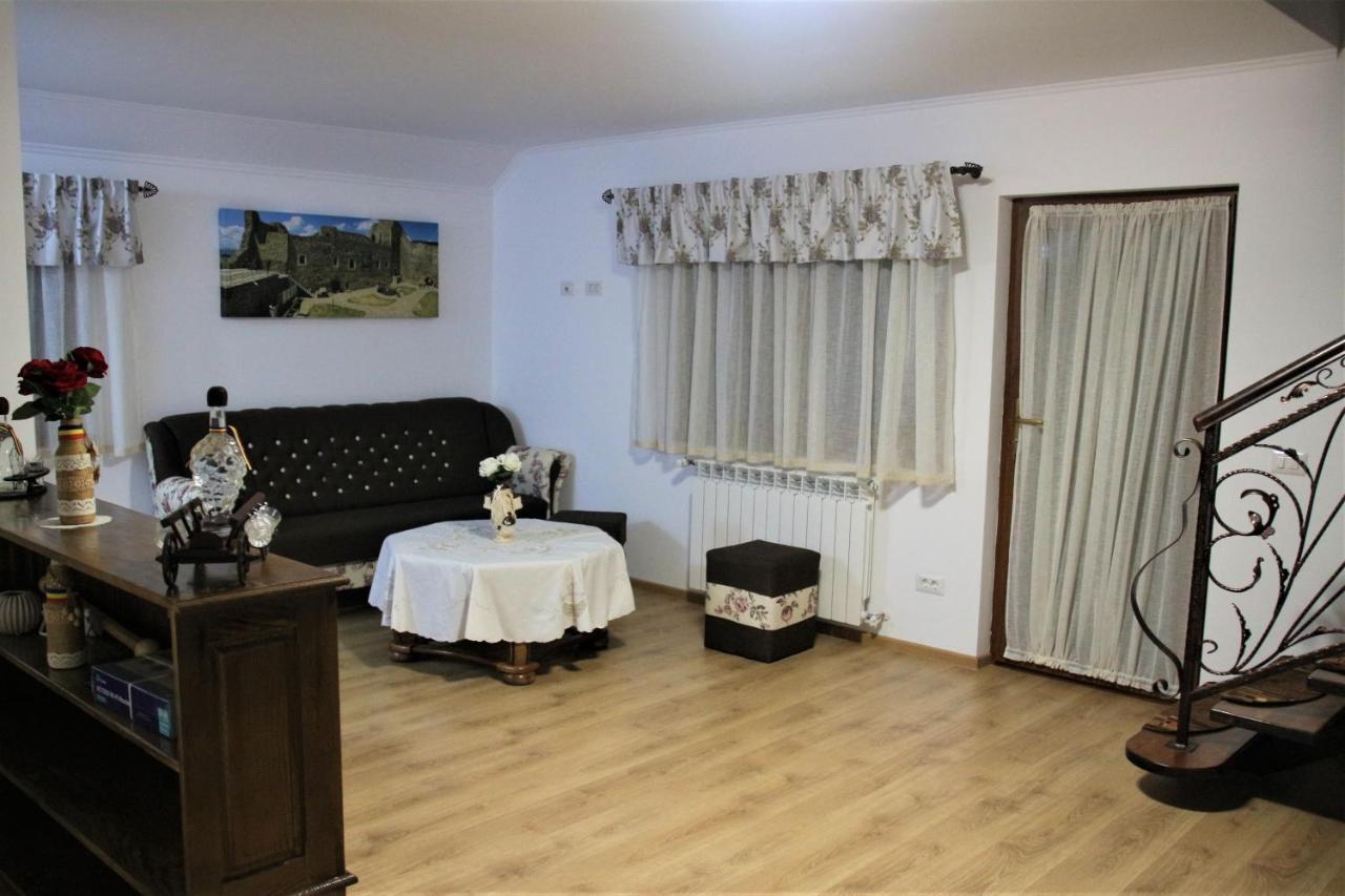 Casa Sofia Apartment Baltatesti Ngoại thất bức ảnh