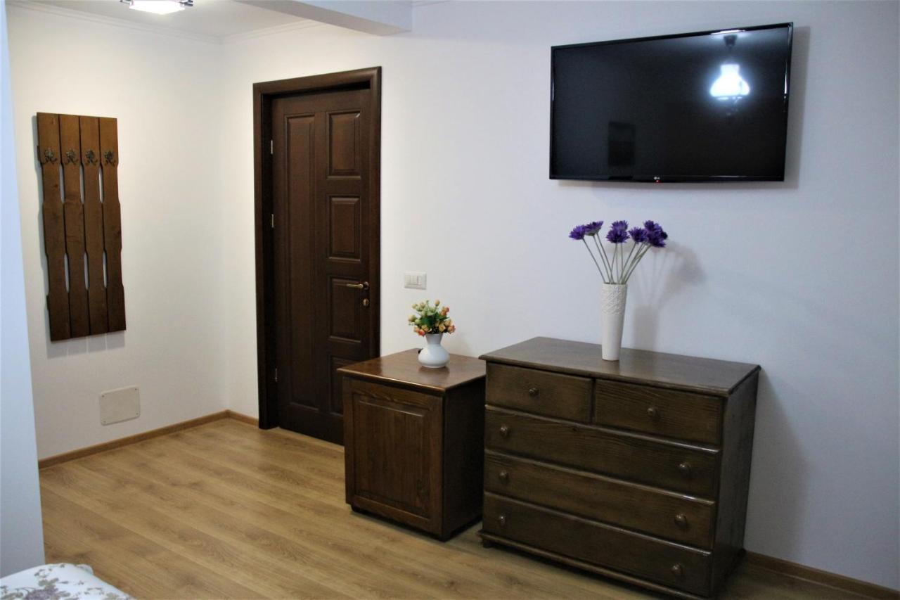 Casa Sofia Apartment Baltatesti Ngoại thất bức ảnh