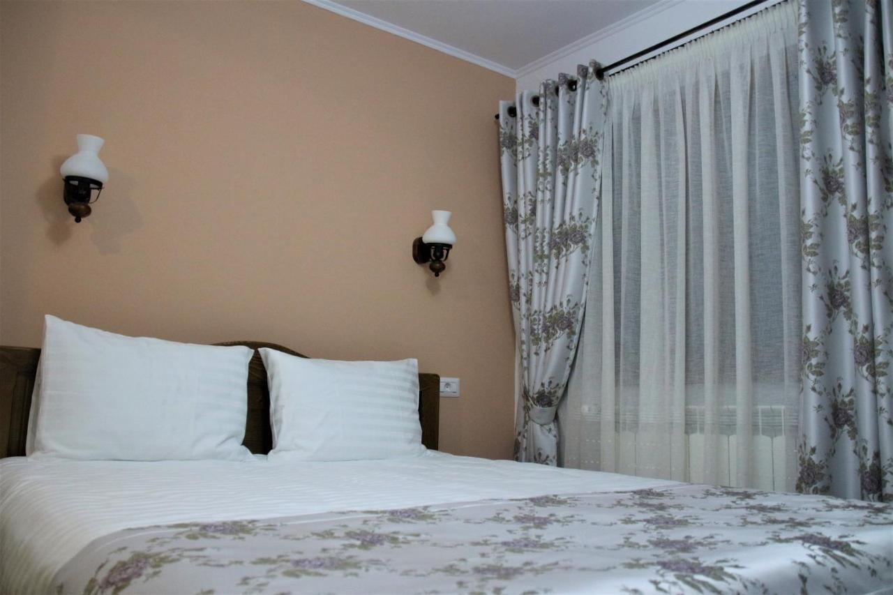 Casa Sofia Apartment Baltatesti Ngoại thất bức ảnh