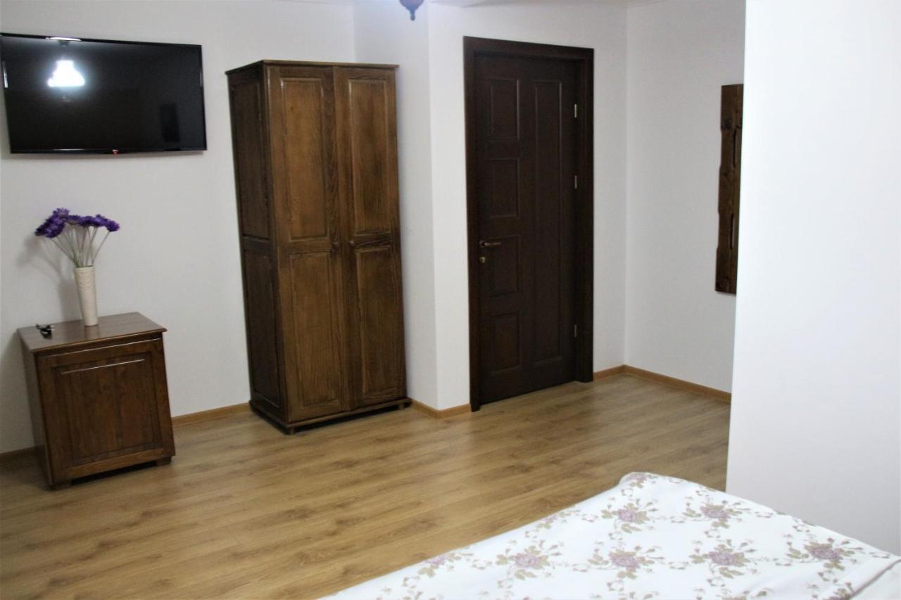 Casa Sofia Apartment Baltatesti Ngoại thất bức ảnh